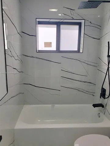 a close view of sink