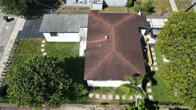 $599,000 | 150 Northeast 169th Terrace, North Miami Beach, FL 33162