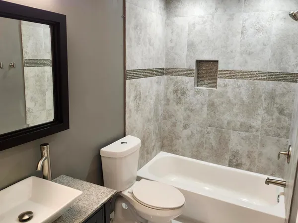 $2,950 | 1919 Discovery Circle East, Deerfield Beach, FL 33442