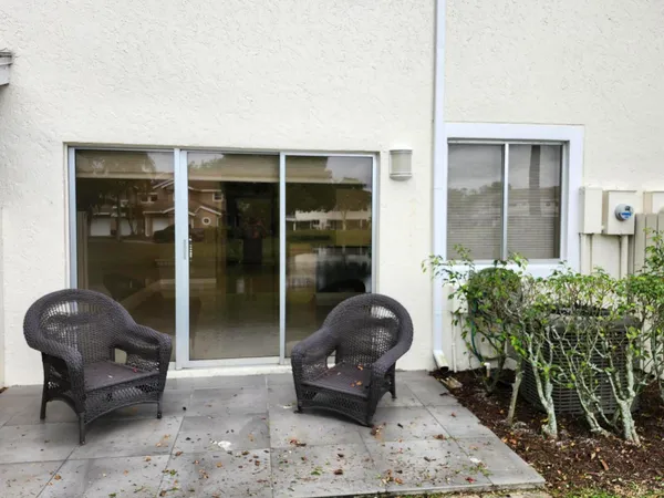 $2,950 | 1919 Discovery Circle East, Deerfield Beach, FL 33442