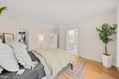$1,275,000 | 8609 Terrace Garden Way, Bethesda, MD 20814