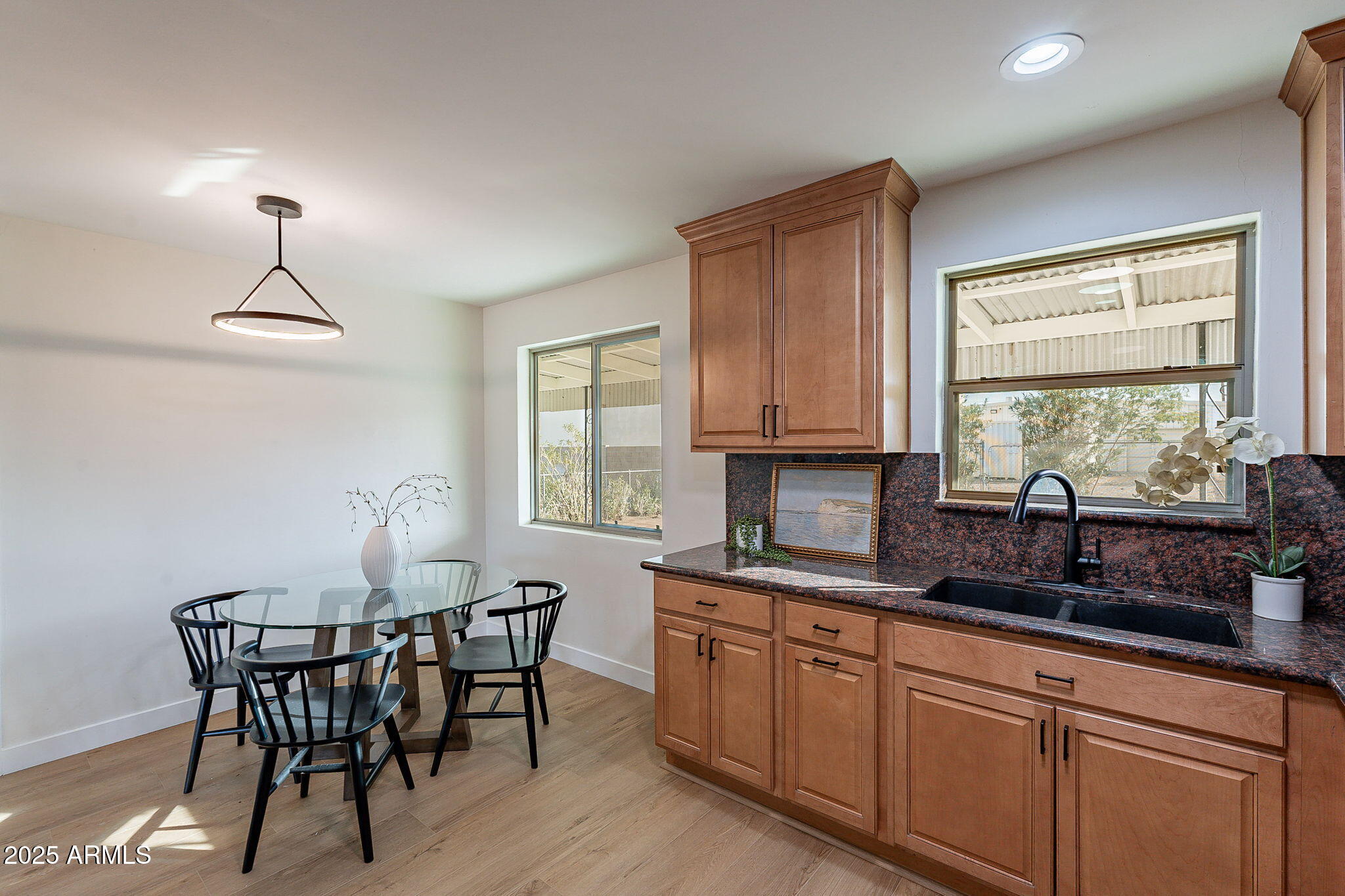 3321 East Almeria Road Phoenix, AZ 85008 - Photo 26 of 40 24-web-or-mls-Almeria-24