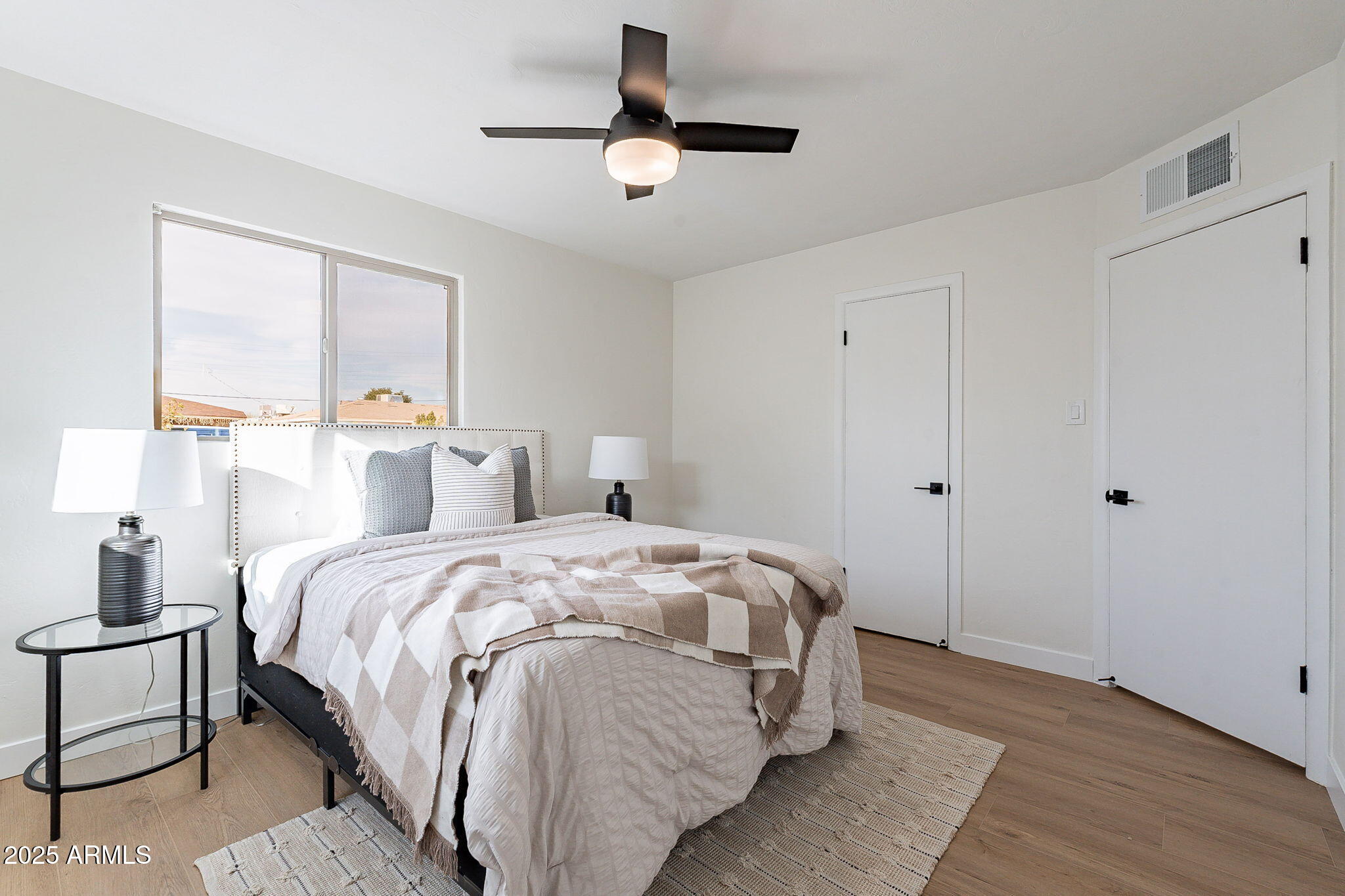 3321 East Almeria Road Phoenix, AZ 85008 - Photo 28 of 40 26-web-or-mls-Almeria-26