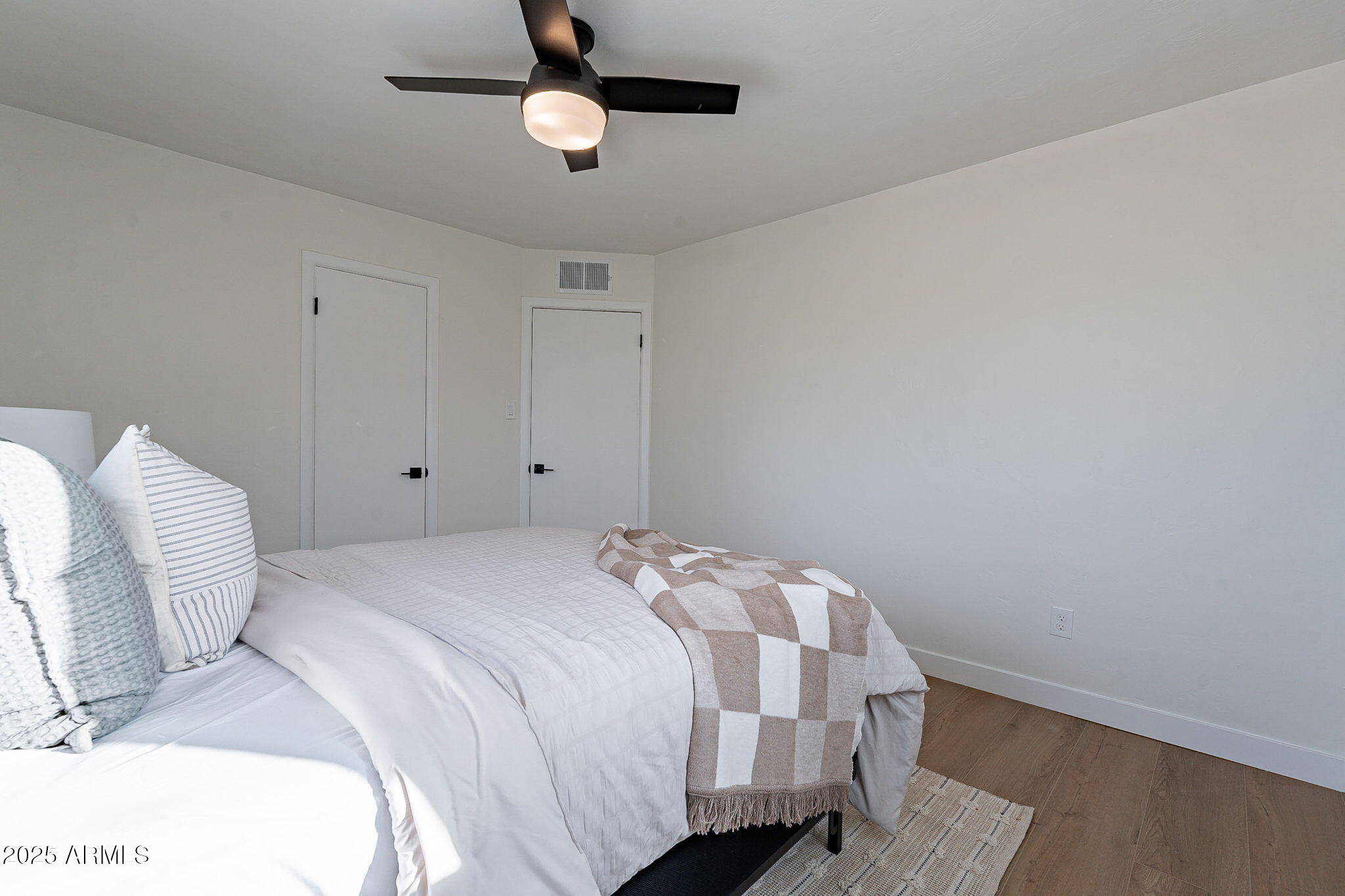3321 East Almeria Road Phoenix, AZ 85008 - Photo 29 of 40 27-web-or-mls-Almeria-27