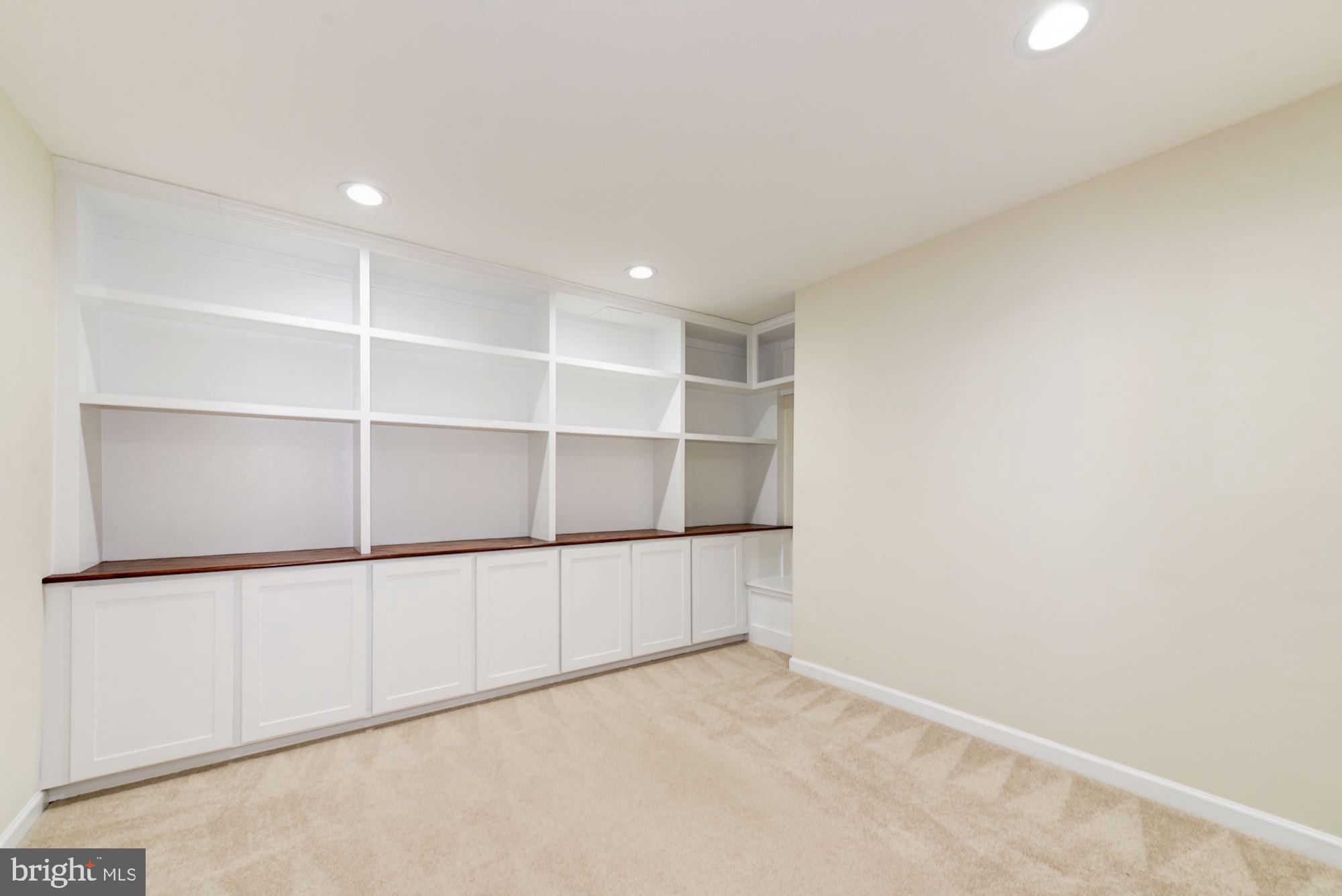 1245 Portner Road Alexandria, VA 22314 - Photo 23 of 30