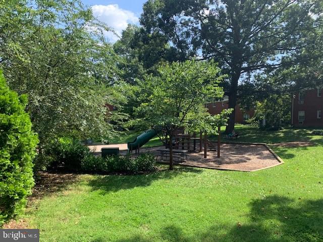 1614 Ripon Place Alexandria, VA 22302 - Photo 22 of 30