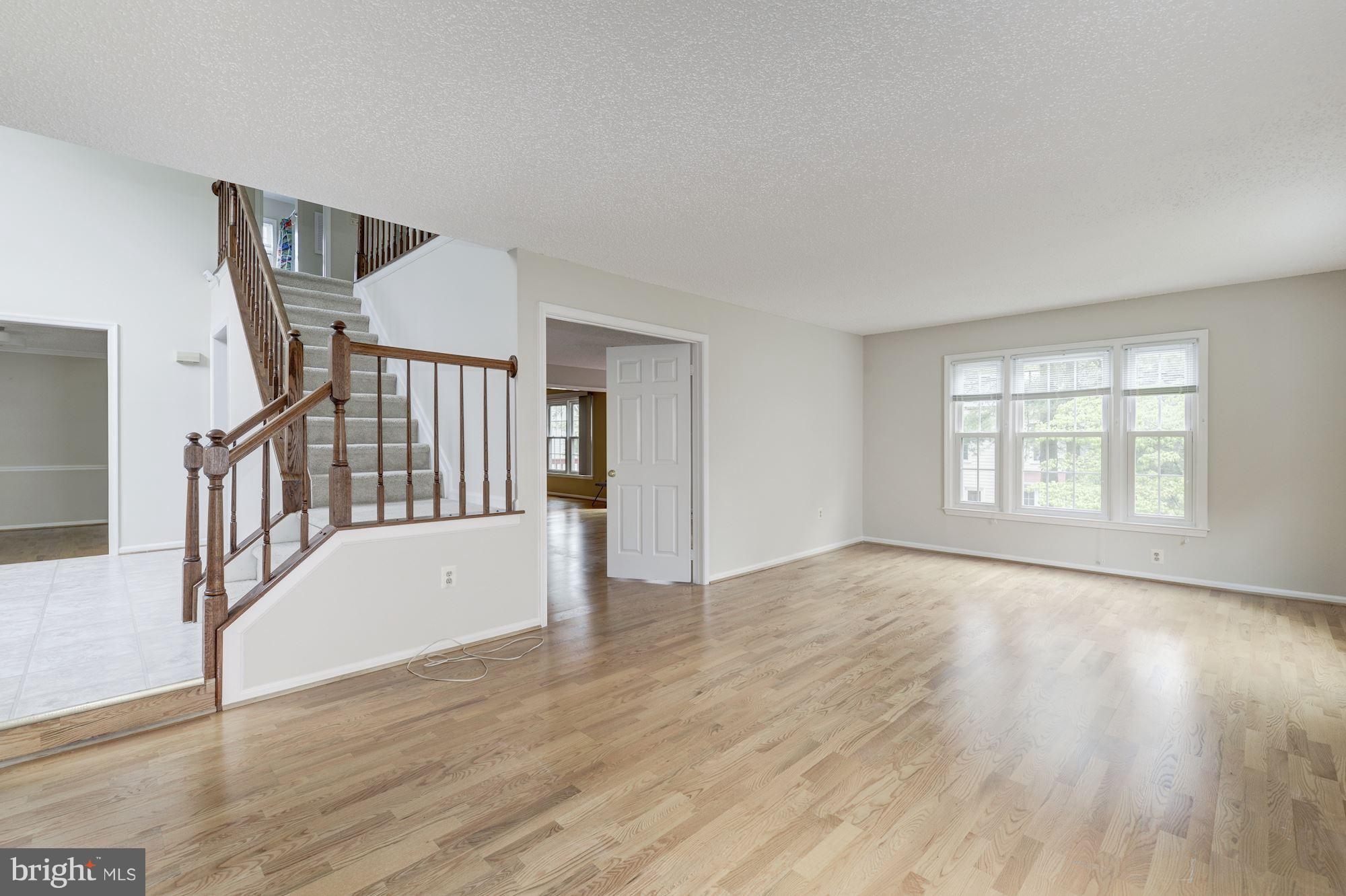 13561 Coachlamp Lane Silver Spring, MD 20906 - Photo 4 of 30 Living Room