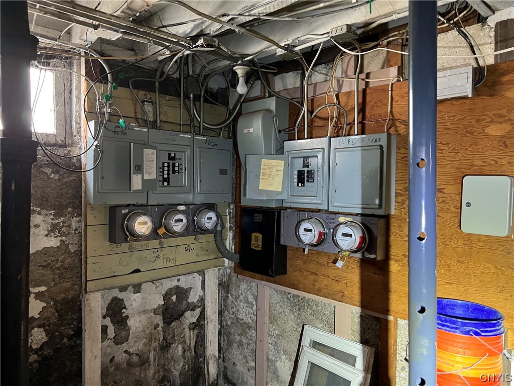 809 1st N Street Syracuse, NY 13208 - Photo 16 of 17