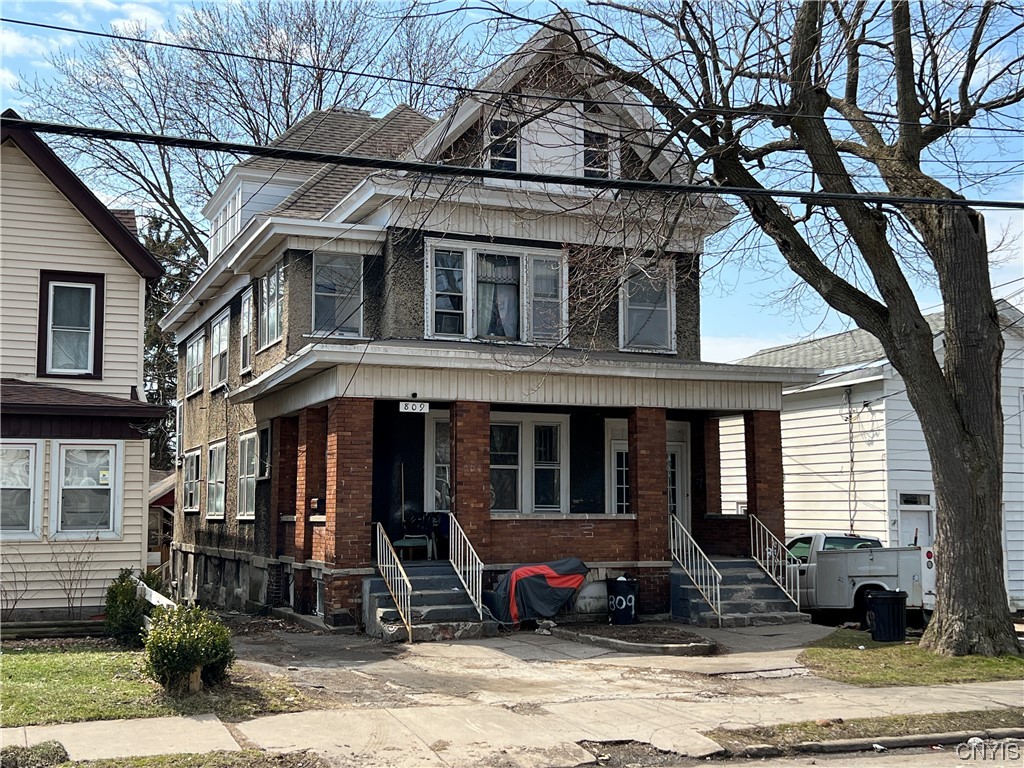809 1st N Street Syracuse, NY 13208 - Photo 2 of 17