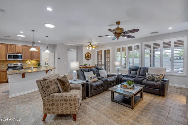 $2,000 | 20500 North Big Dipper Drive, Maricopa, AZ 85138