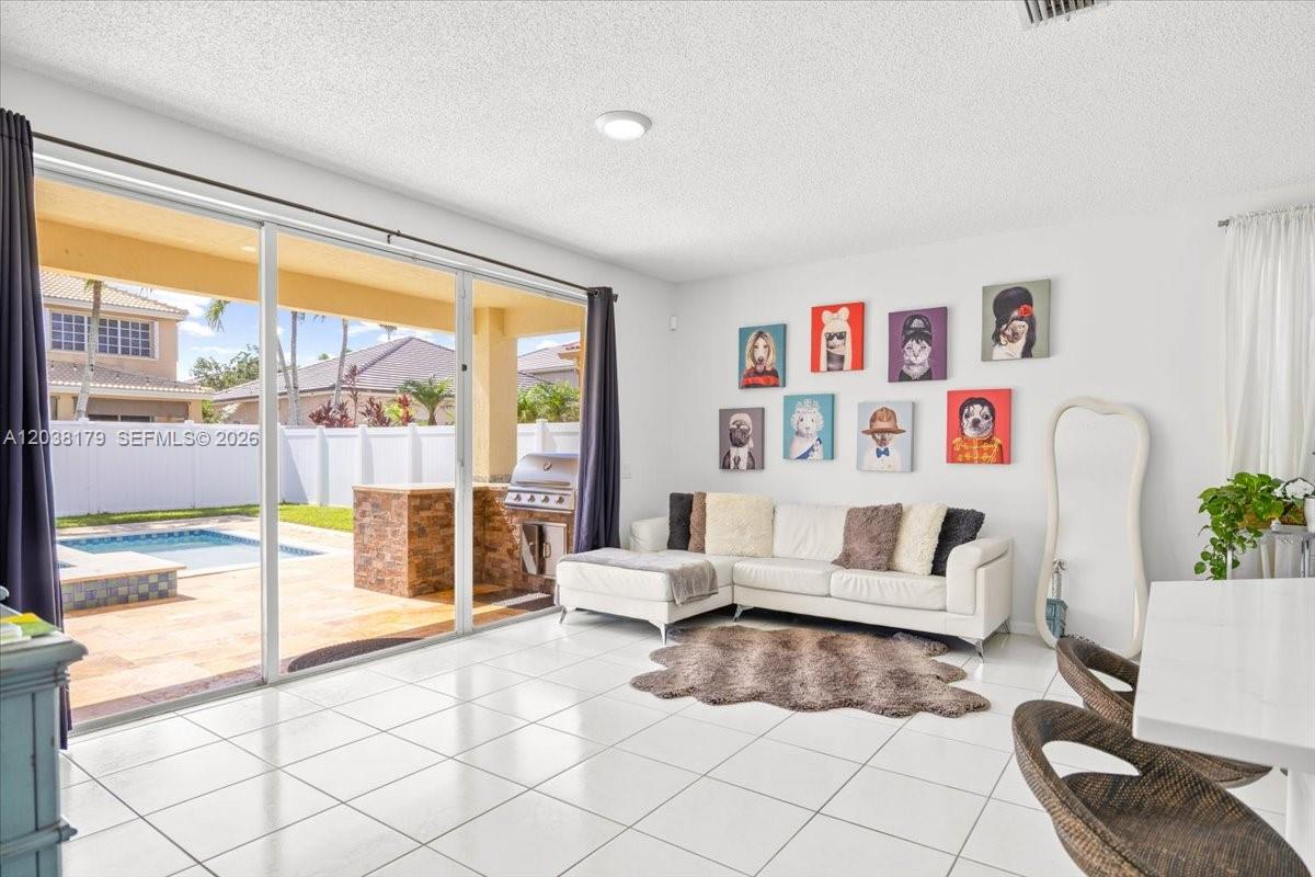 1099 Birchwood Road Weston, FL 33327 - Photo 20 of 59