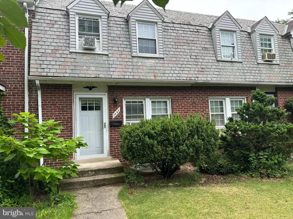 $3,700 | 1045 North Nelson Street, Arlington, VA 22201