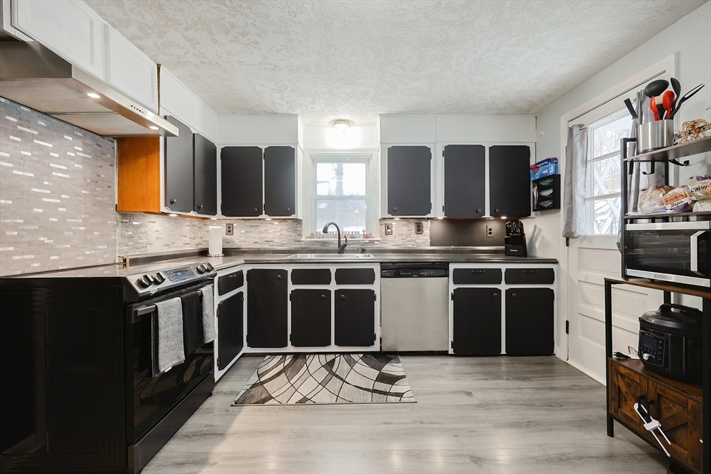 6 Mill Road Dudley, MA 01571 - Photo 13 of 36 Gallery Image 13