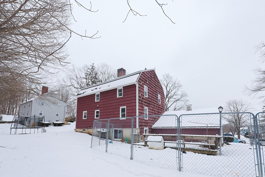 6 Mill Road Dudley, MA 01571 - Photo 5 of 36 Gallery Image 5