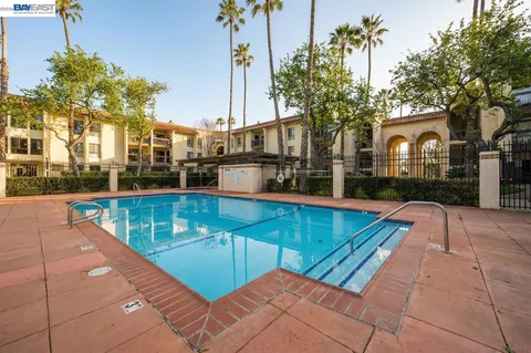 $560,000 | 39931 Cedar Boulevard, Unit 309, Newark, CA 94560