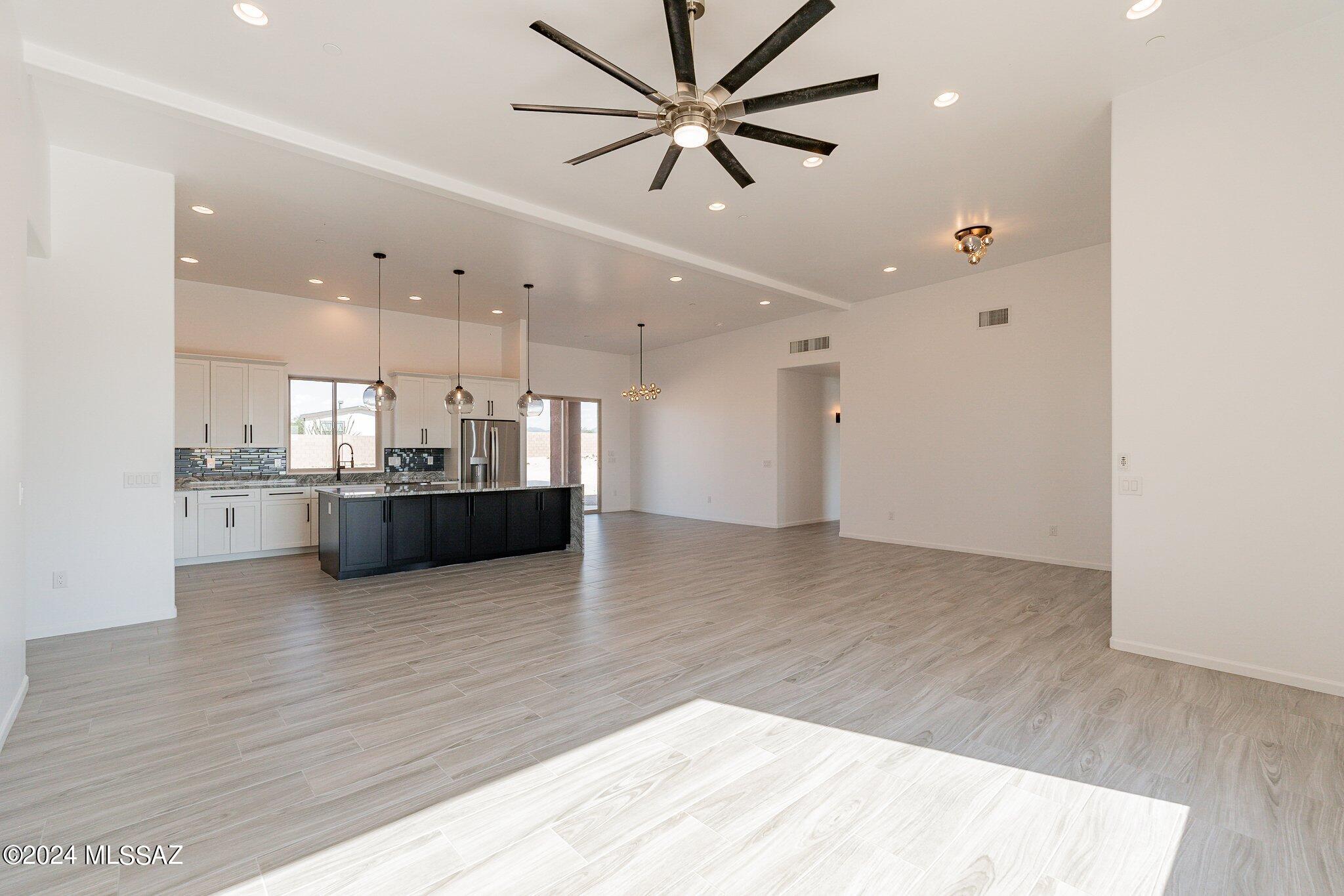 1228 Range Rider Place Vail, AZ 85641 - Photo 8 of 50