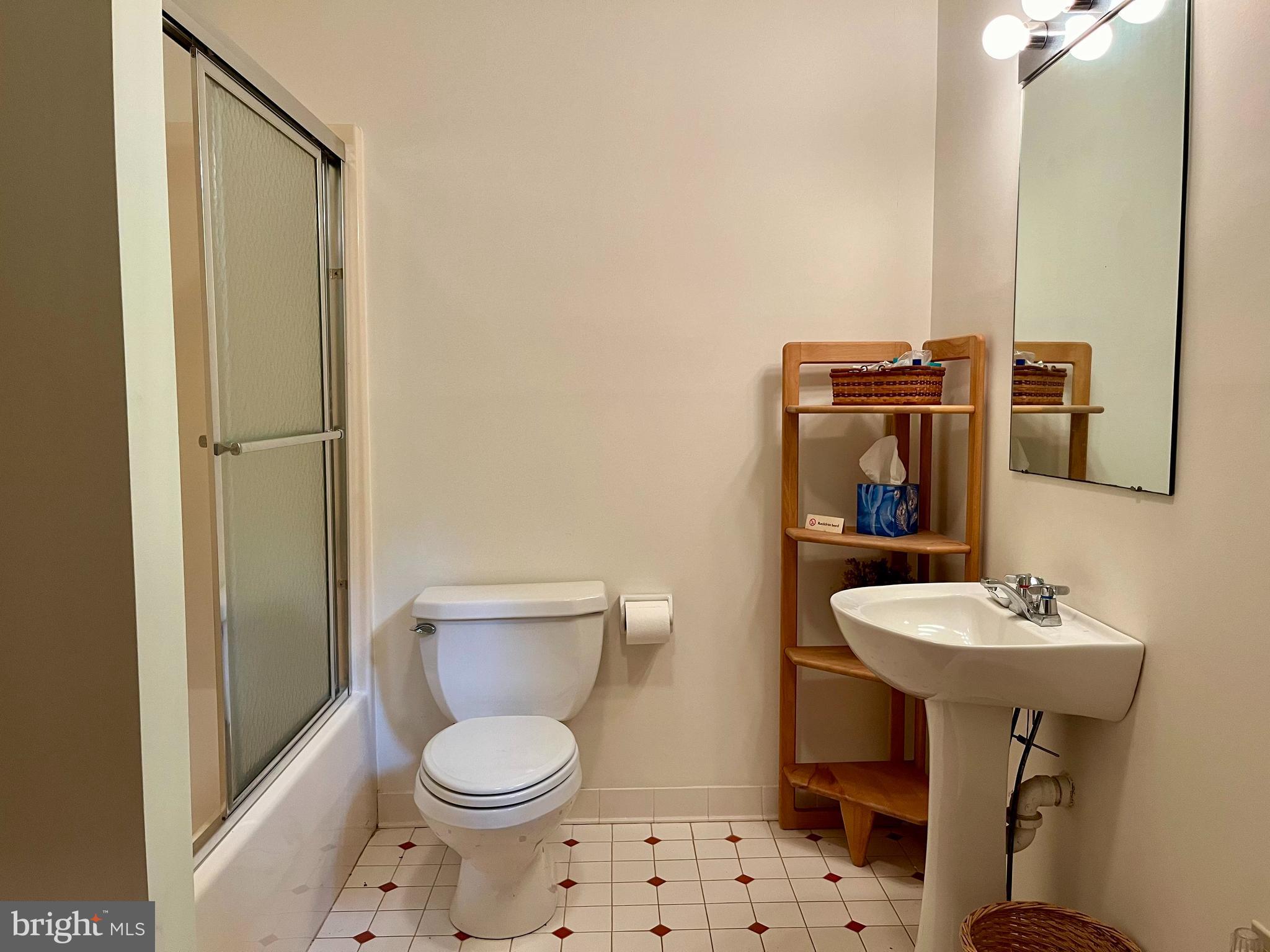 740 Long Mountain Road Washington, VA 22747 - Photo 12 of 51 Main Level Full Bathroom 3