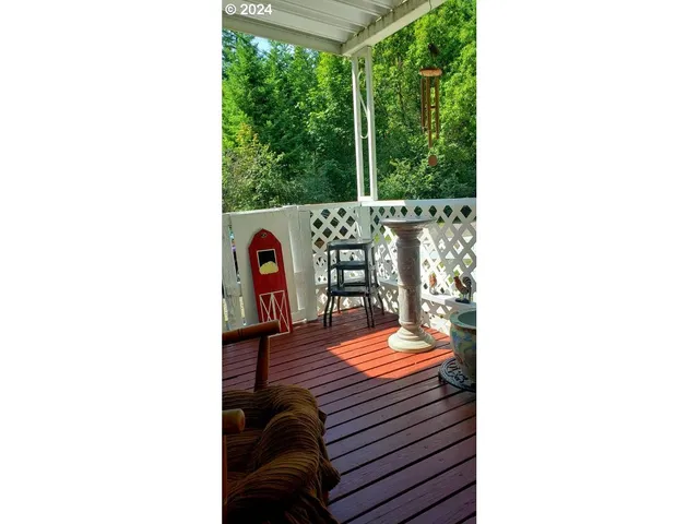 $349,500 | 49220 Mountain View Road, Oakridge, OR 97463