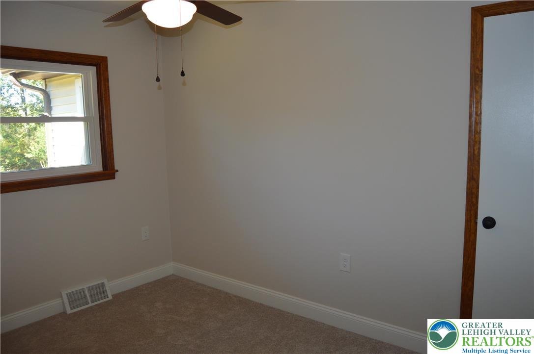 930 Morvale Road Easton, PA 18042 - Photo 21 of 36