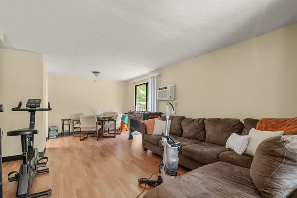 $268,900 | 688 Boston Post Road East, Unit 304, Marlborough, MA 01752