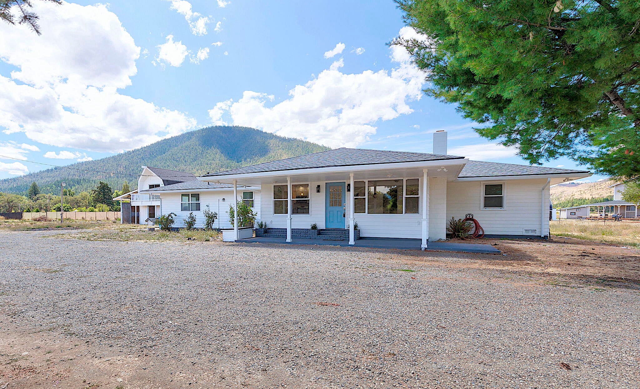 4-web-or-mls-187-norman-rd