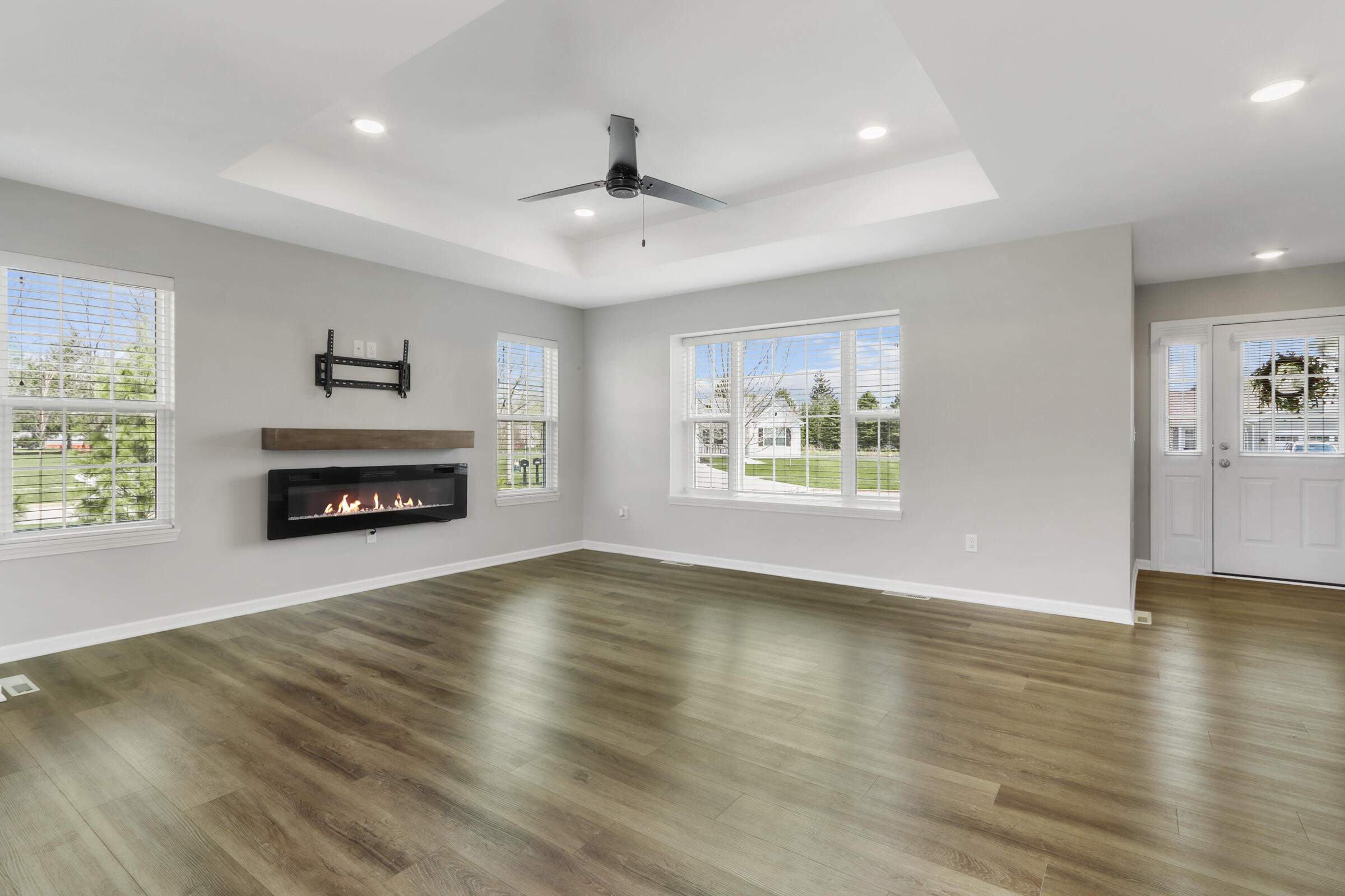 123 Spring Drive Walworth, WI 53184 - Photo 16 of 34 fireplace