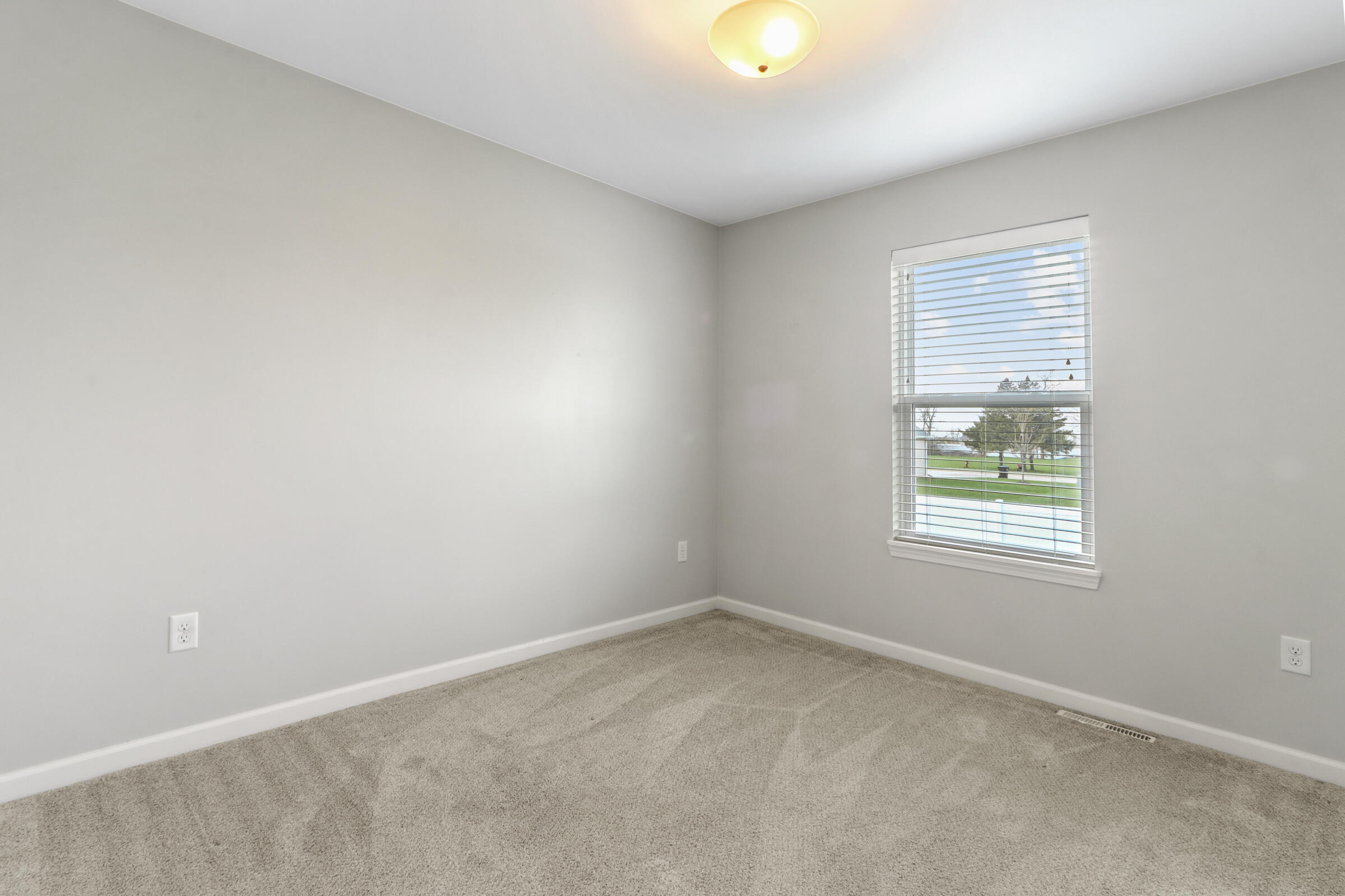 123 Spring Drive Walworth, WI 53184 - Photo 20 of 34 bedroom 2