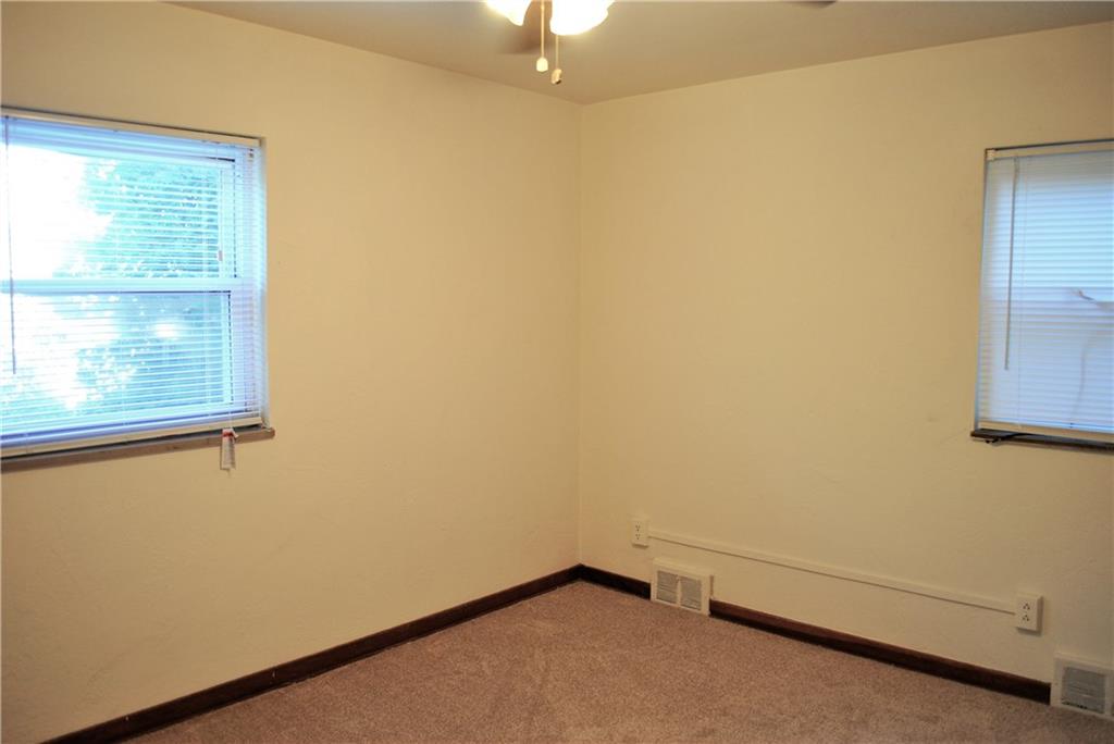 3017 Willett Road Pittsburgh, PA 15227 - Photo 11 of 15 Gallery Image 11