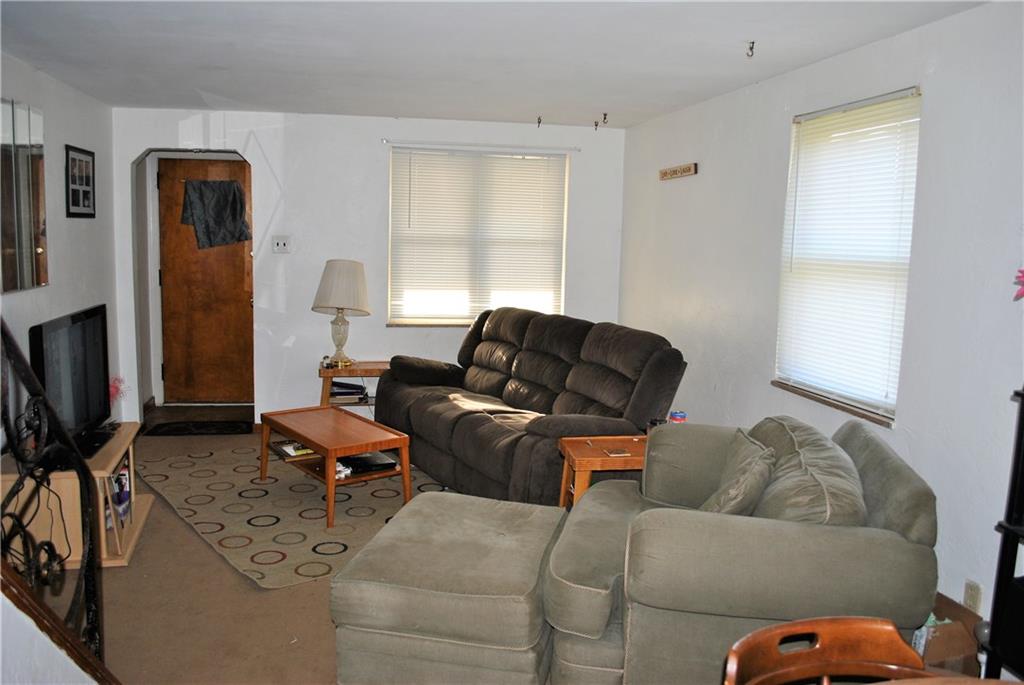 3017 Willett Road Pittsburgh, PA 15227 - Photo 14 of 15 Gallery Image 14