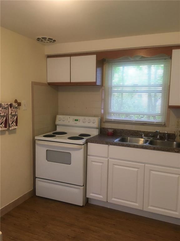 3017 Willett Road Pittsburgh, PA 15227 - Photo 6 of 15 Gallery Image 6