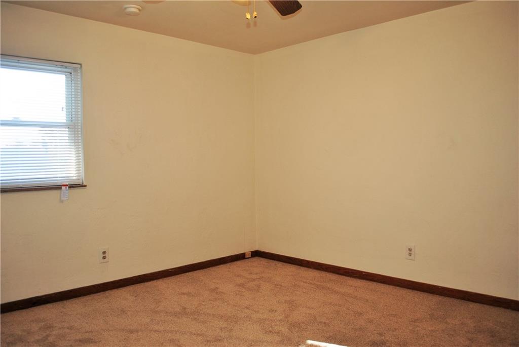 3017 Willett Road Pittsburgh, PA 15227 - Photo 8 of 15 Gallery Image 8