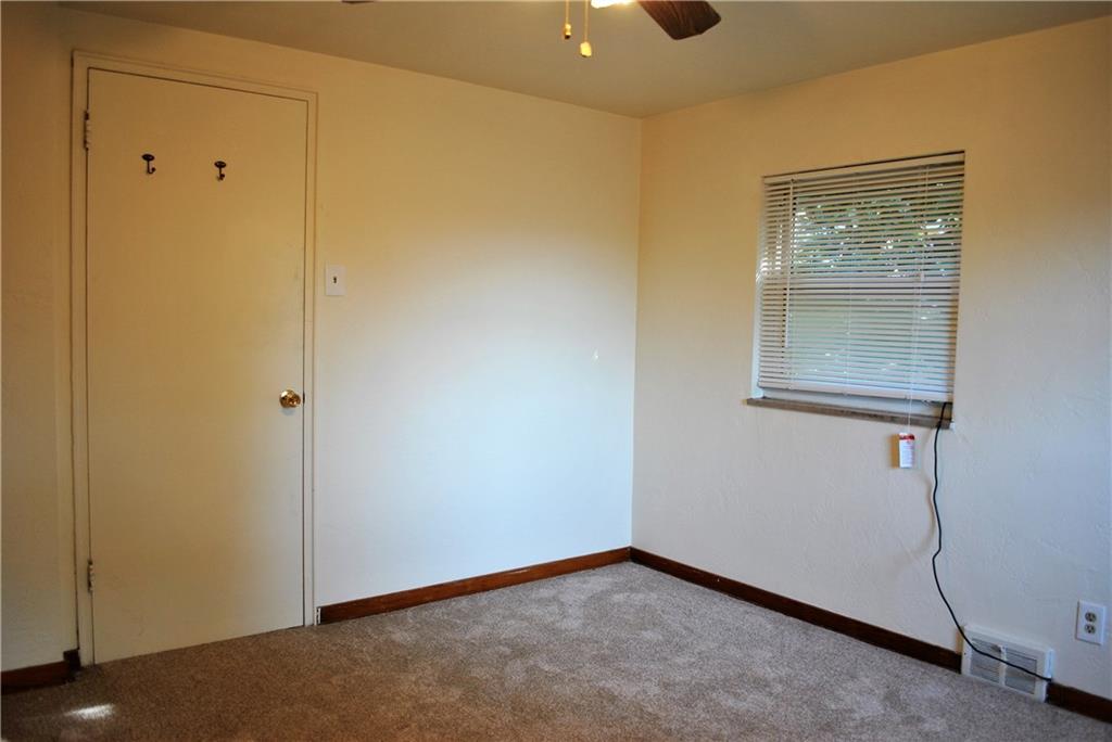 3017 Willett Road Pittsburgh, PA 15227 - Photo 9 of 15 Gallery Image 9
