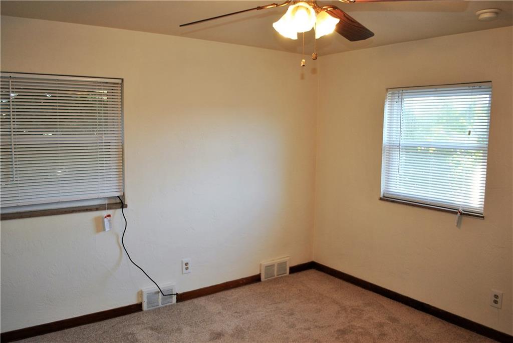 3017 Willett Road Pittsburgh, PA 15227 - Photo 10 of 15 Gallery Image 10