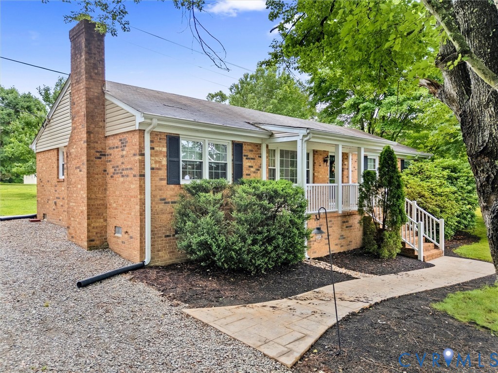 2949 Moyer Road Powhatan, VA 23139 - Photo 2 of 54 Gallery Image 2