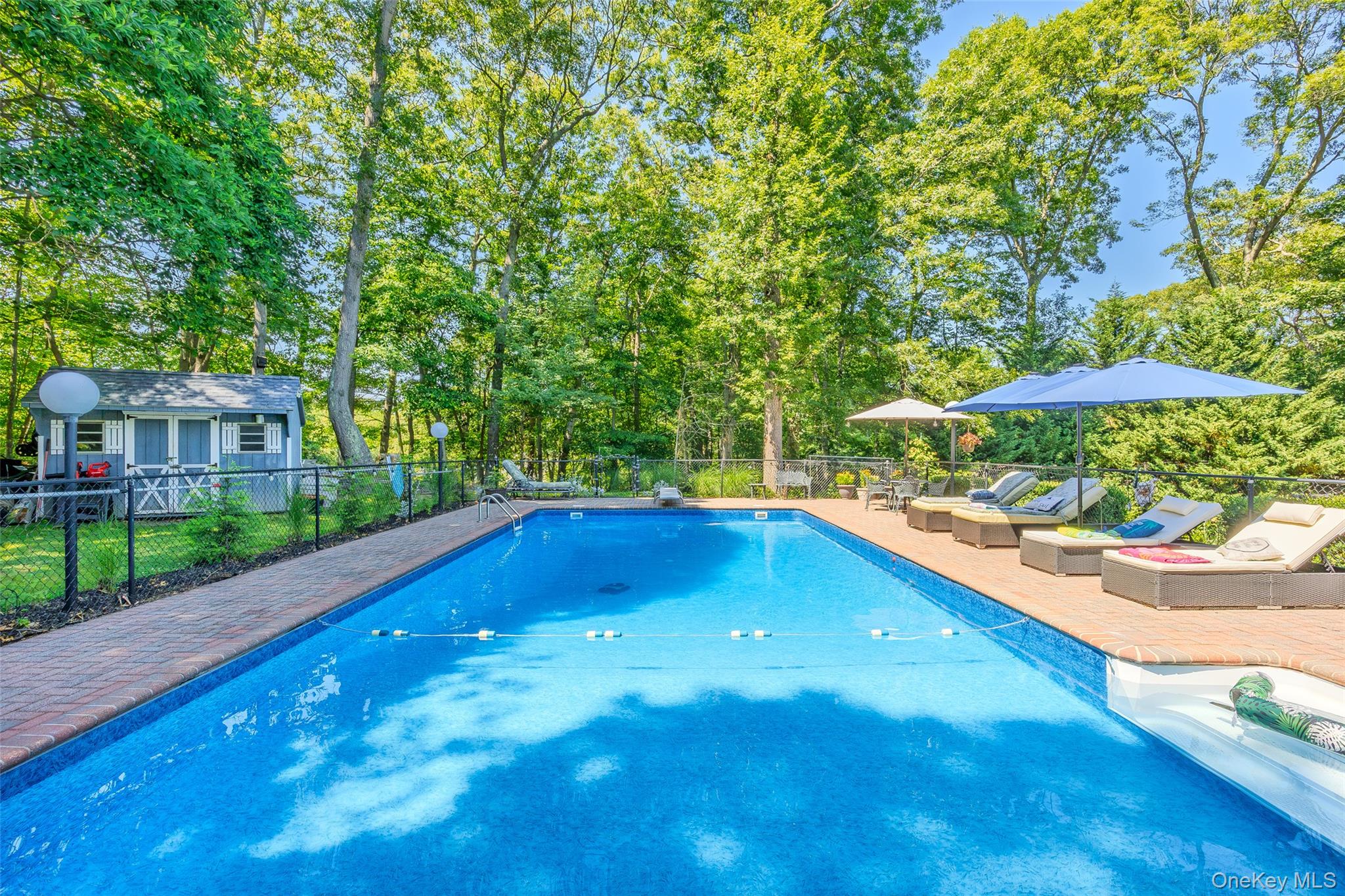 10 Randall Road Wading River, NY 11792 - Photo 9 of 50