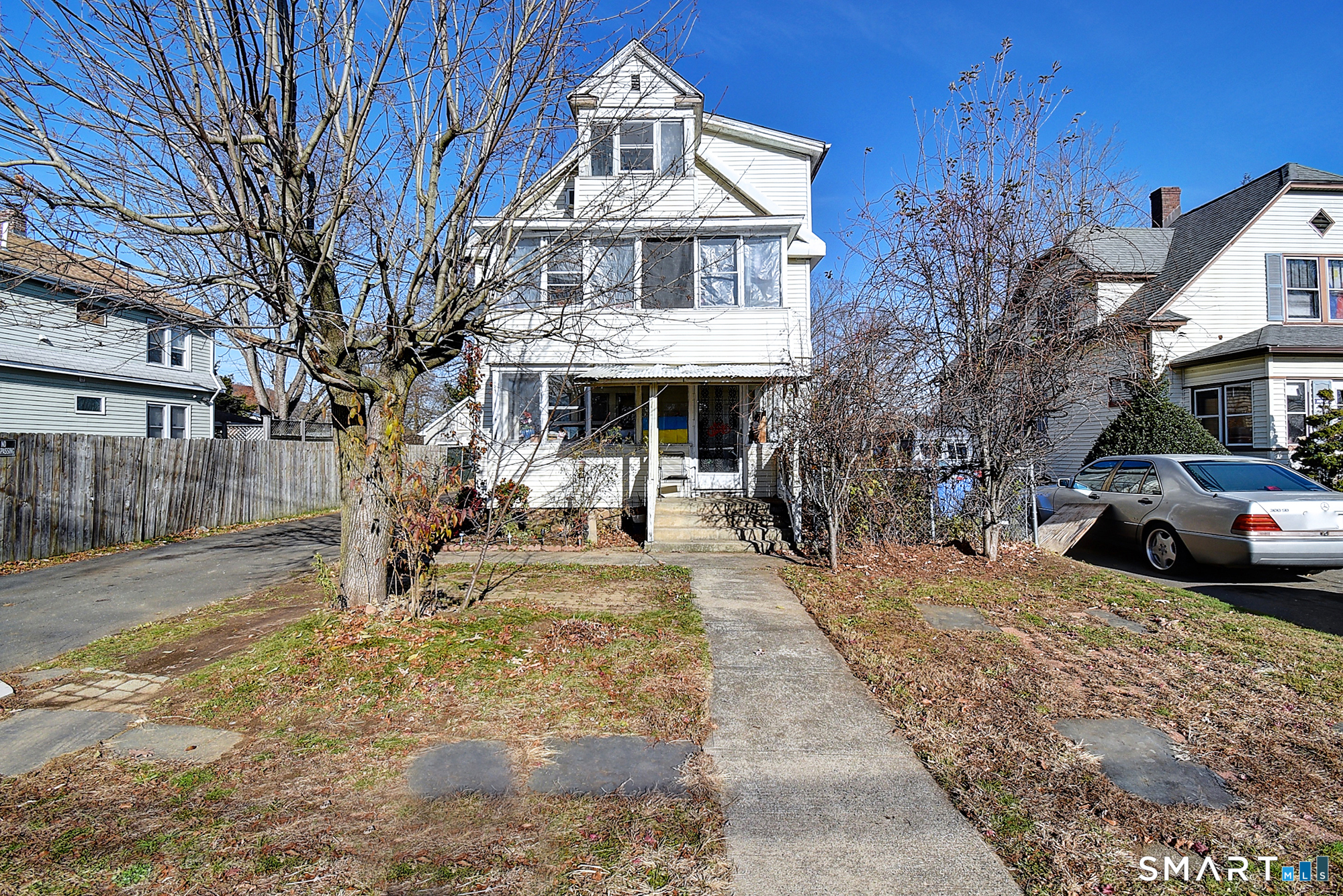 156 New Street Bristol, CT 06010 - Photo 2 of 8