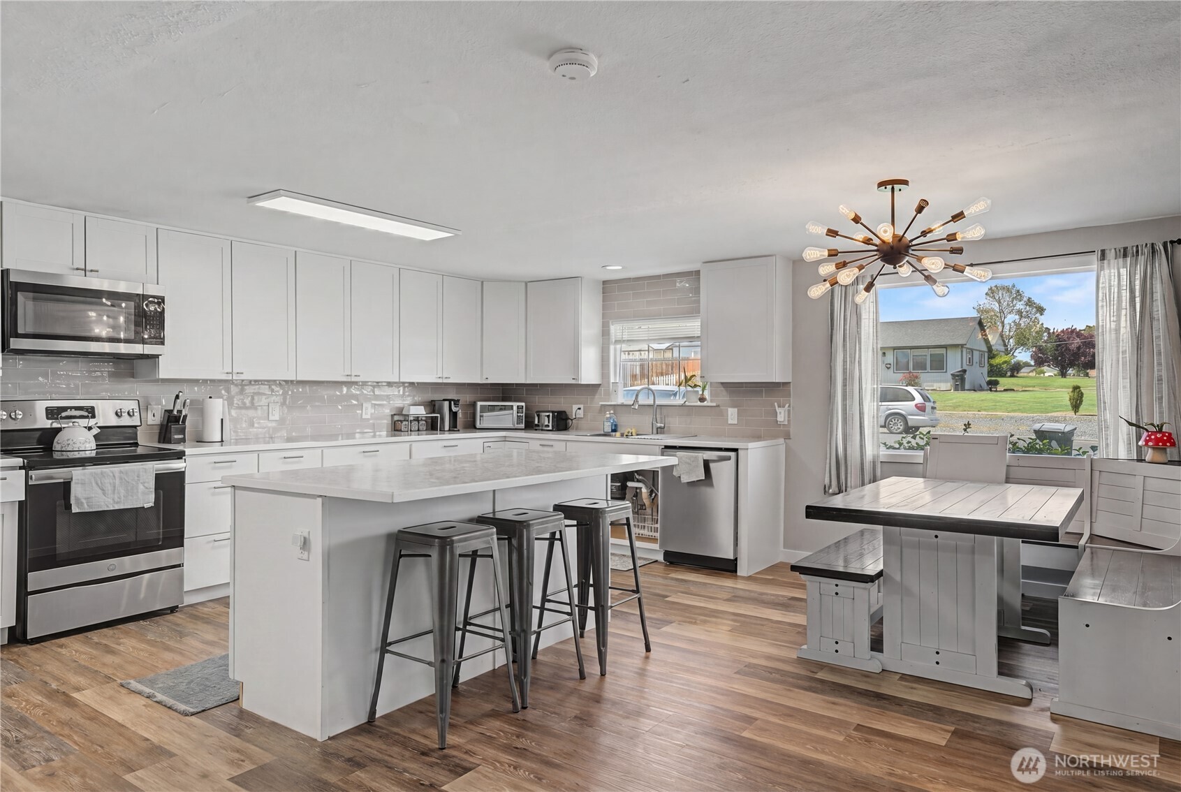 337 North Clark Road Moses Lake, WA 98837 - Photo 5 of 23