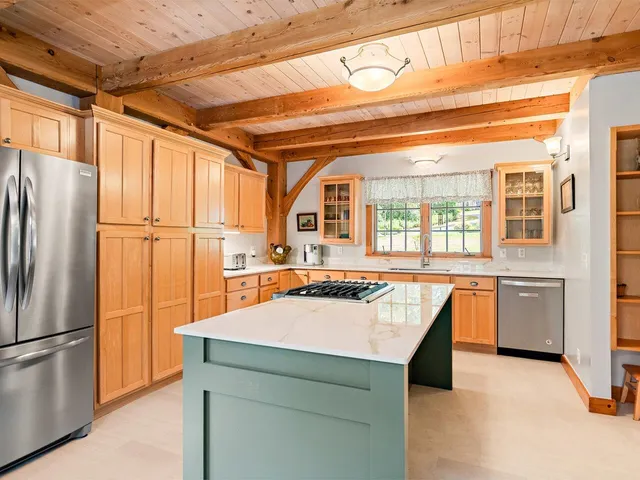 $650,000 | 588 Round Barn Road, Ferrisburgh, VT 05456