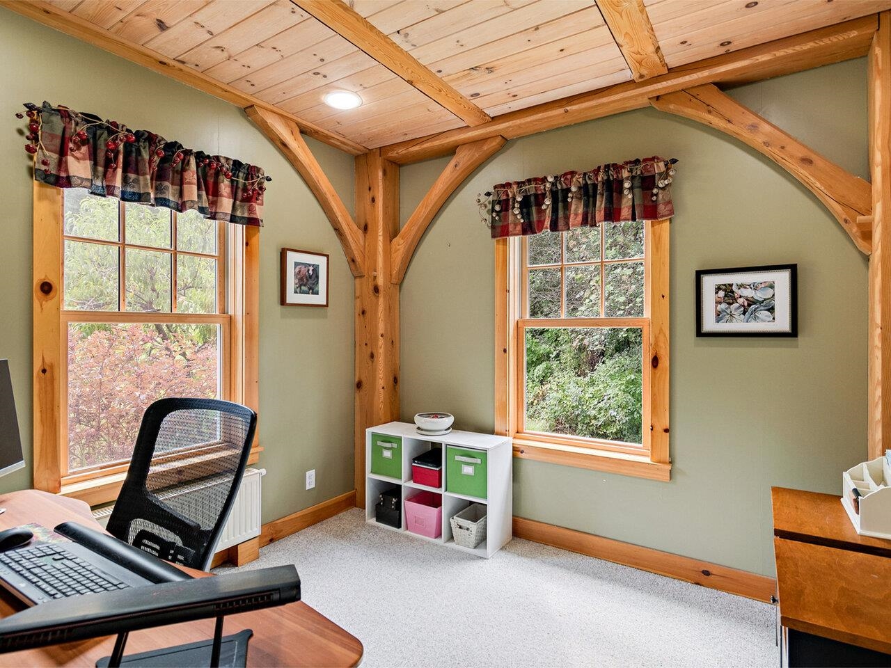 588 Round Barn Road Ferrisburgh, VT 05456 - Photo 10 of 28