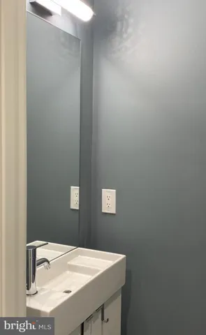 $2,450 | 1701 Trinidad Avenue Northeast, Unit 5, Washington, DC 20002