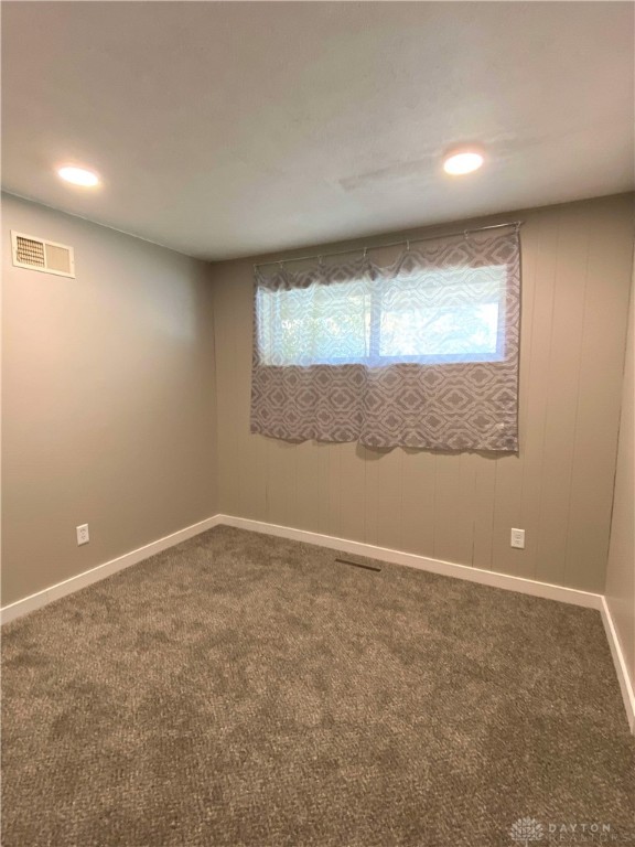 5700 Benedict Road Huber Heights, OH 45424 - Photo 11 of 23