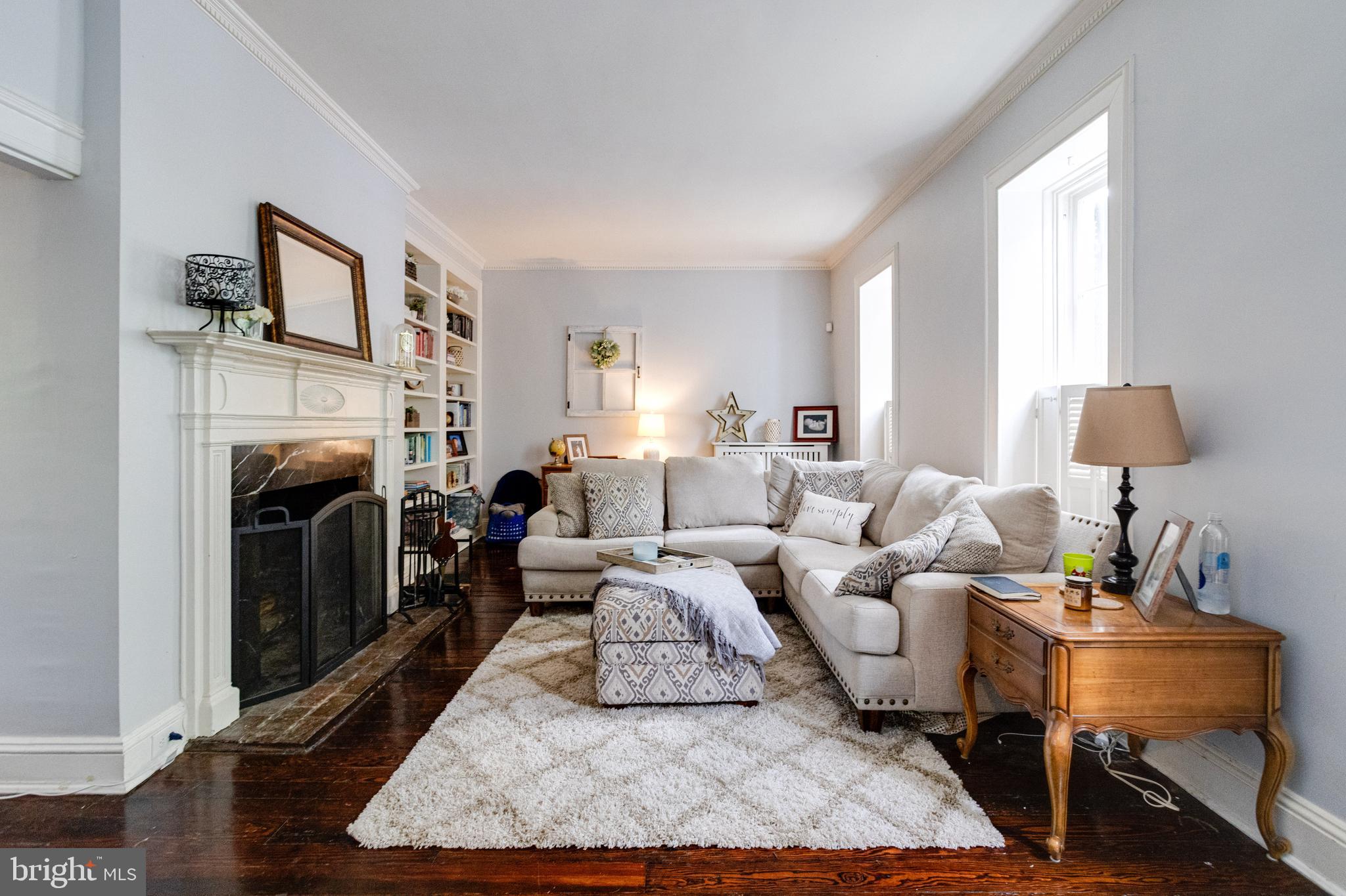 2411 Pickwick Road Baltimore, MD 21207 - Photo 4 of 85