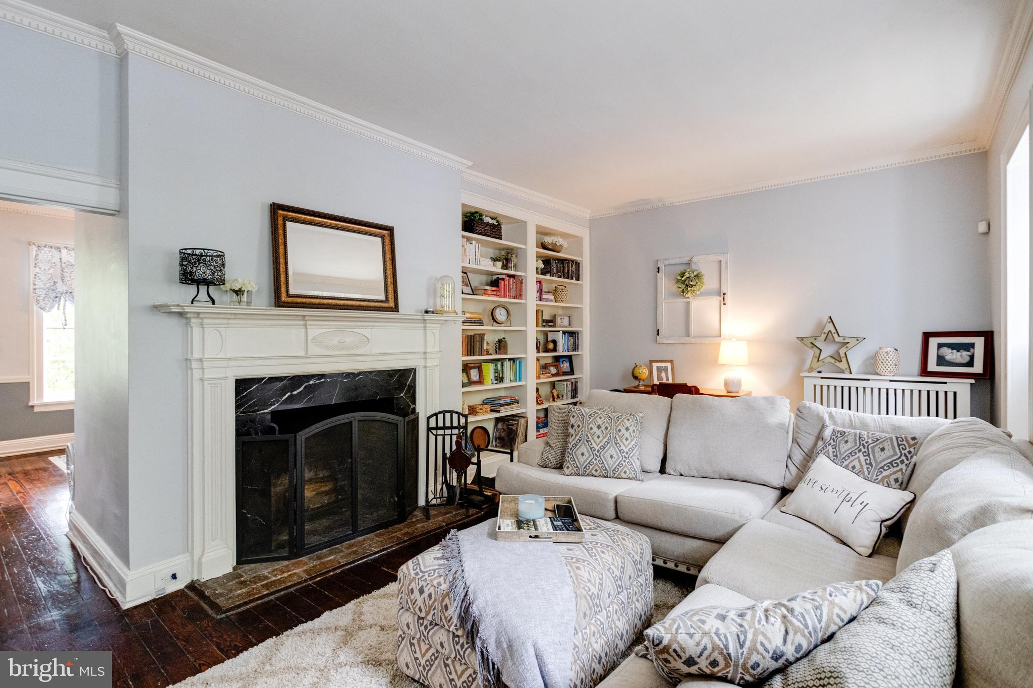2411 Pickwick Road Baltimore, MD 21207 - Photo 6 of 85
