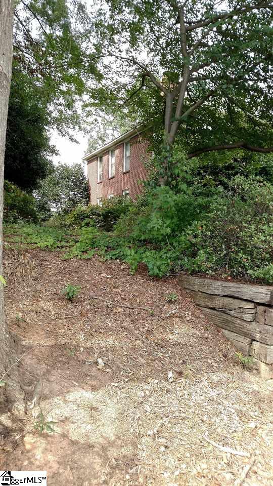 303 Calvert Avenue Clinton, SC 29325 - Photo 2 of 28 Gallery Image 2