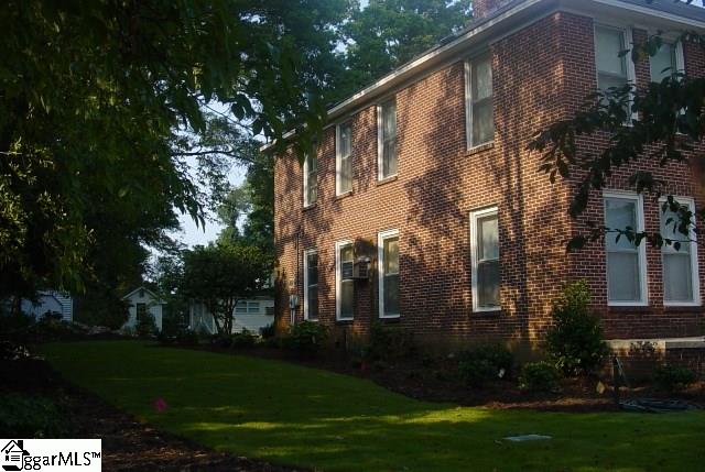 303 Calvert Avenue Clinton, SC 29325 - Photo 22 of 28 Gallery Image 22