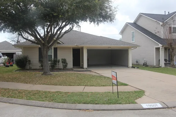 $1,625 | 19507 Winston Hill Drive, Cypress, TX 77433