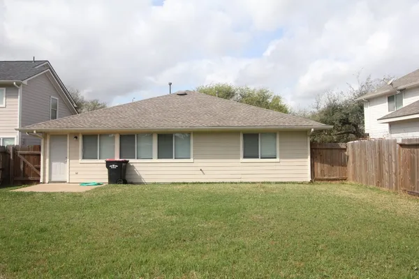 $1,625 | 19507 Winston Hill Drive, Cypress, TX 77433