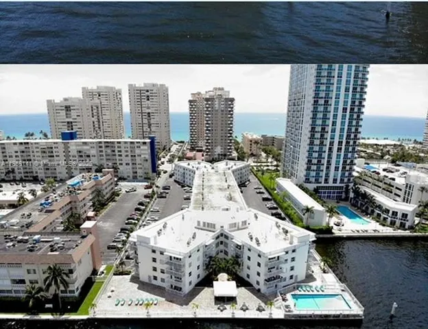 a picture of city view