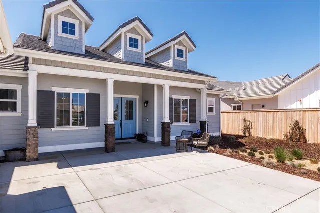 $1,155,000 | 1422 Black Oak Drive, Santa Maria, CA 93455