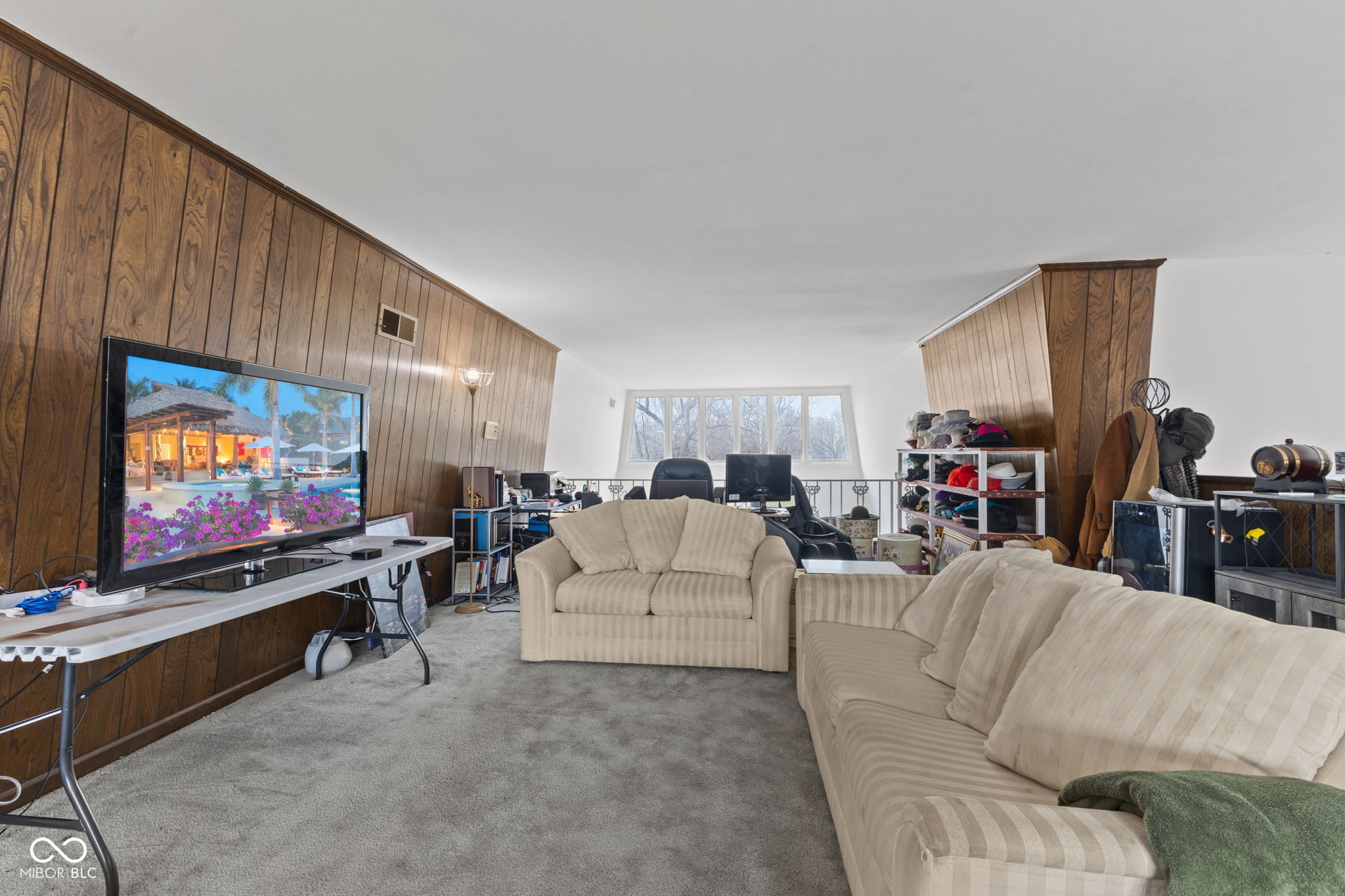 5501 Surrey Hill Road Indianapolis, IN 46226 - Photo 14 of 28